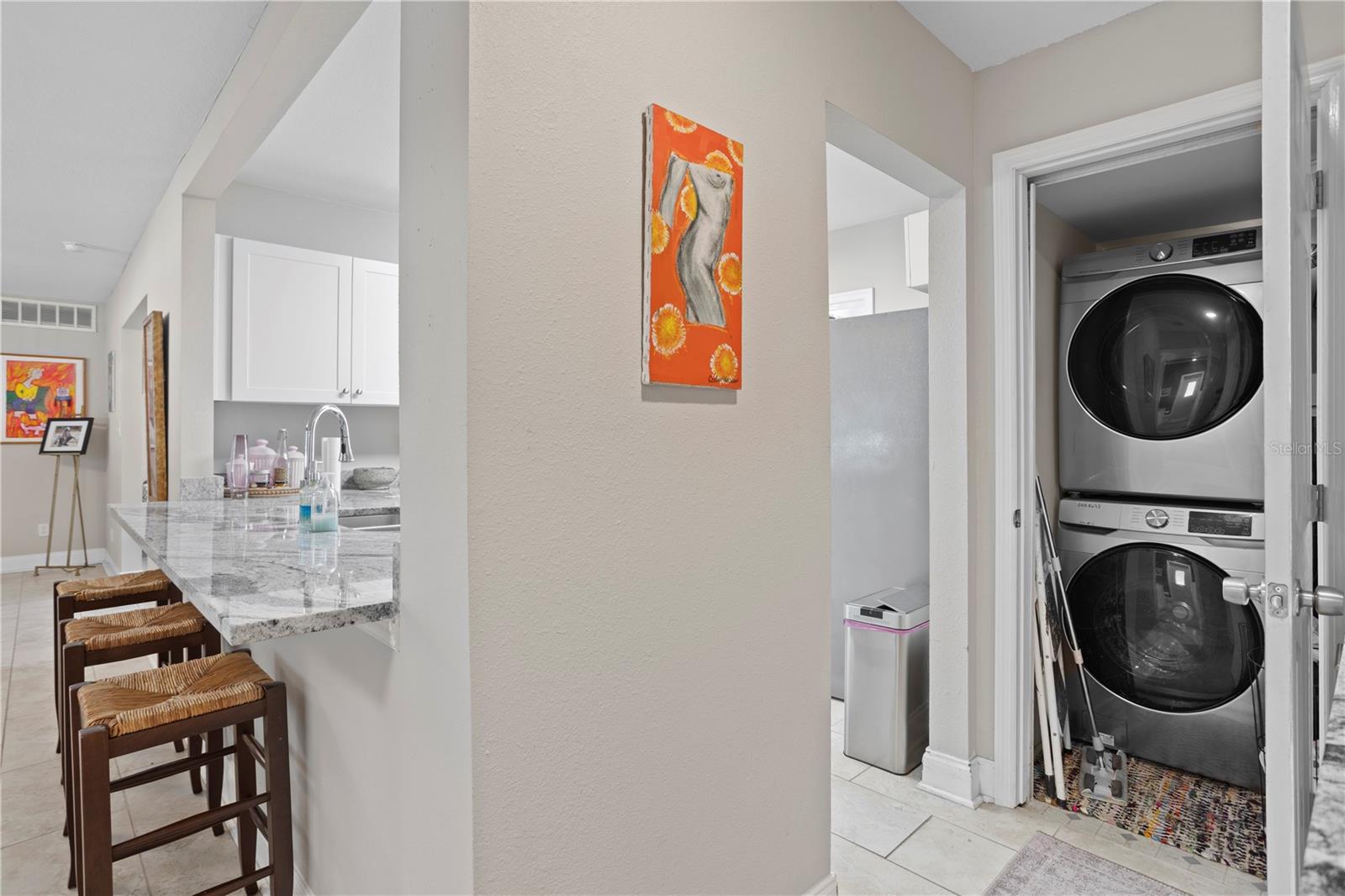 Image 33 of 47 For 4012 Munro Street