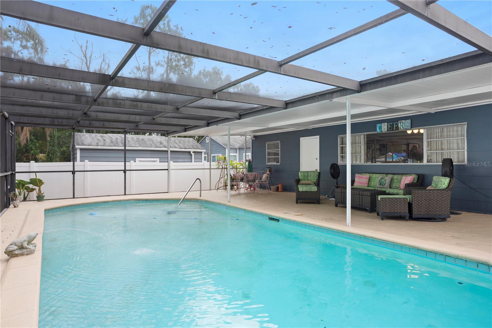 Image 42 of 47 For 4012 Munro Street