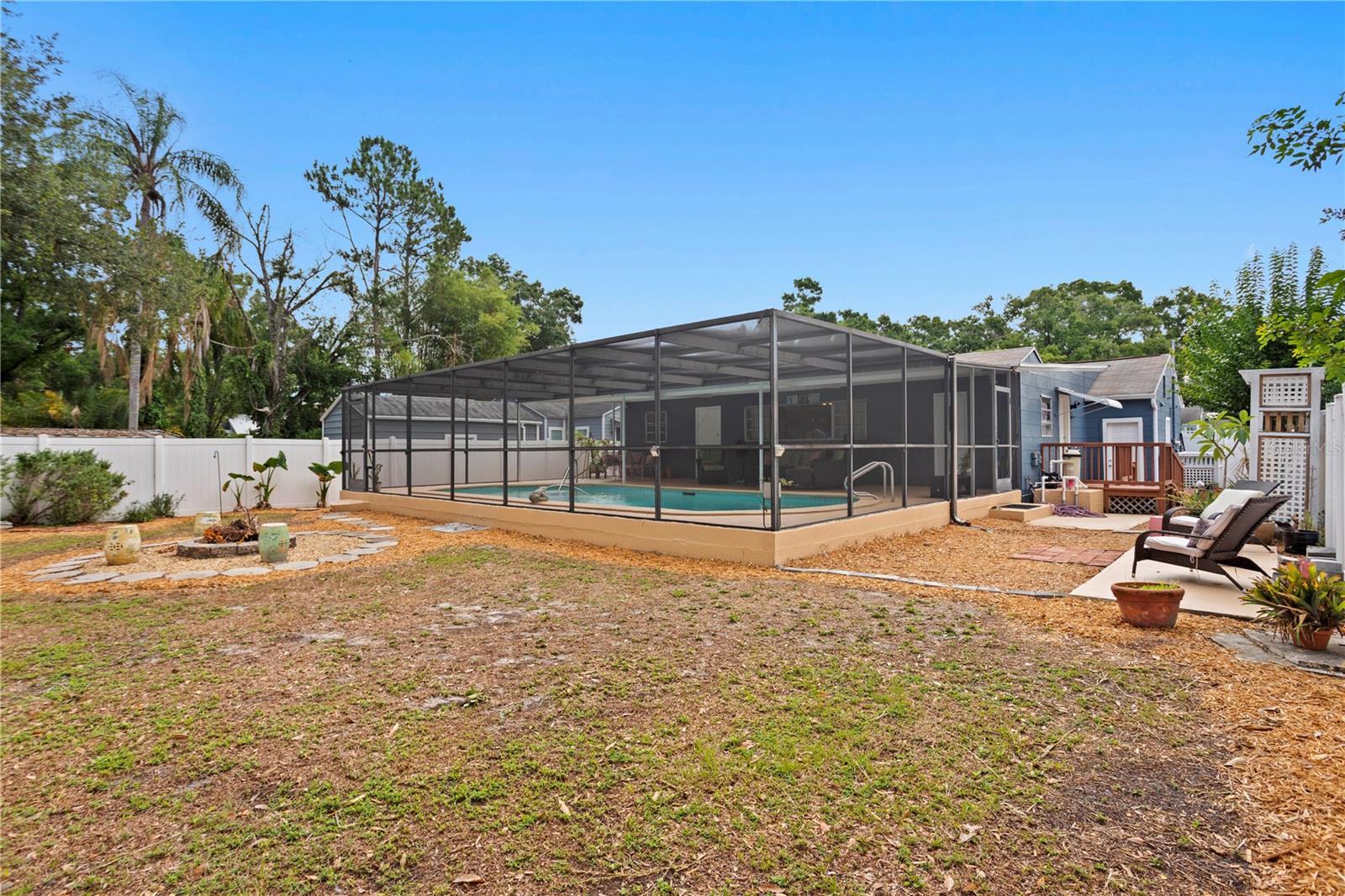 Image 44 of 47 For 4012 Munro Street