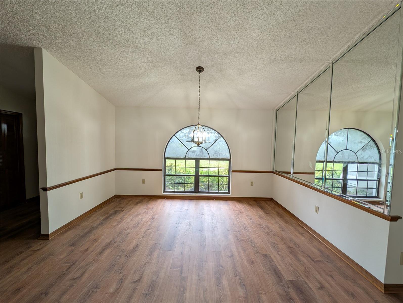 Image 12 of 35 For 3930 Forbes Road