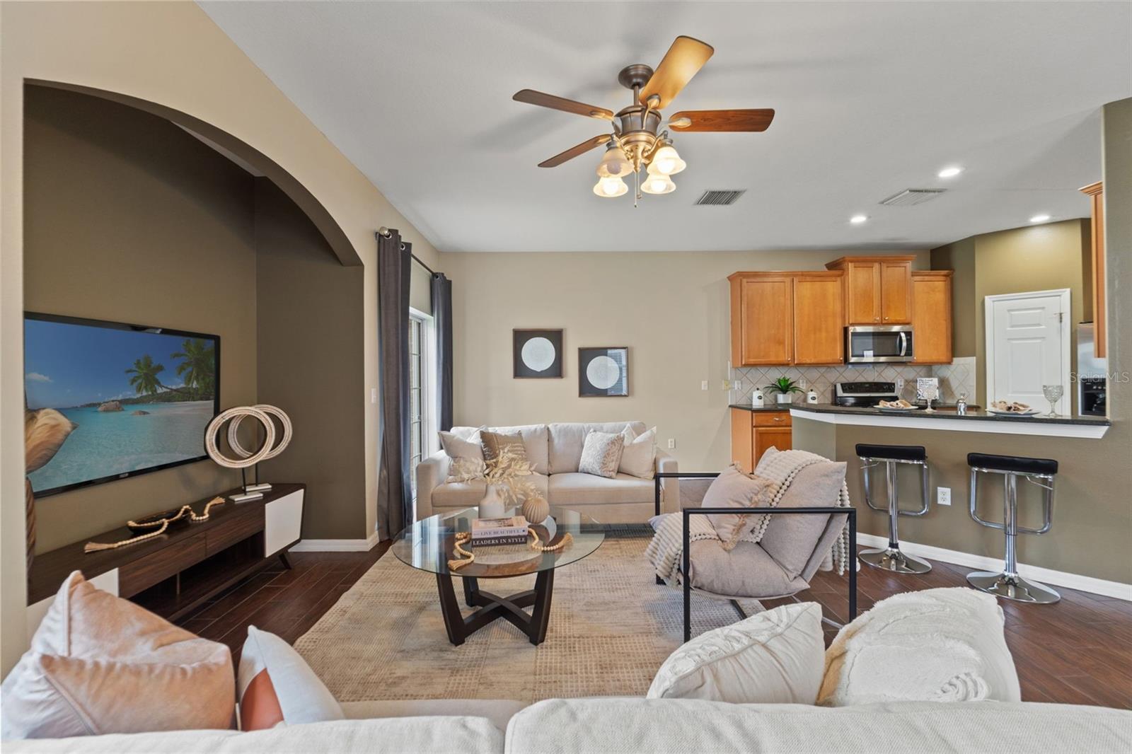 Image 10 of 44 For 589 52nd Avenue N