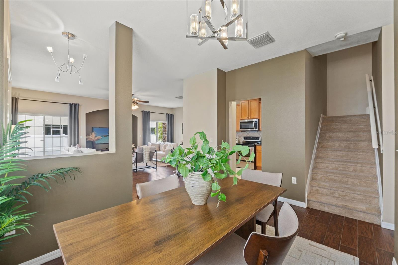 Image 15 of 44 For 589 52nd Avenue N