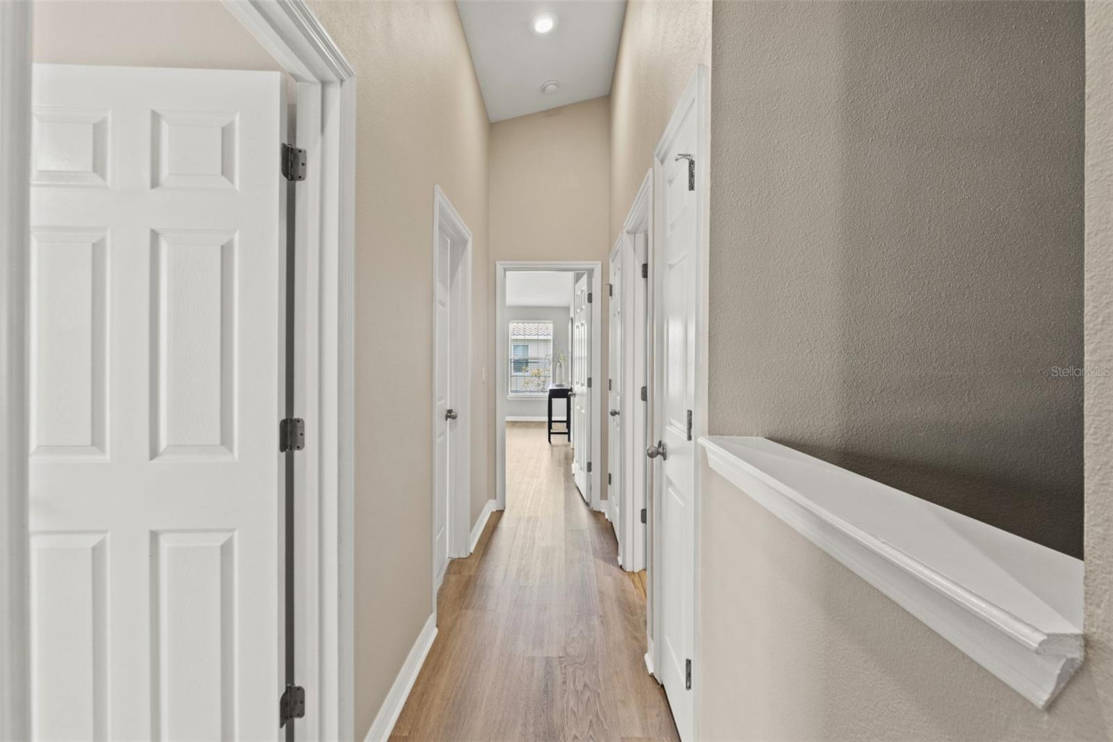 Image 21 of 44 For 589 52nd Avenue N