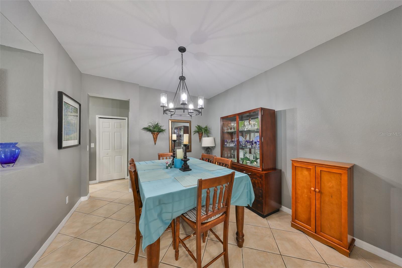 Image 15 of 46 For 11806 Holly Crest Lane