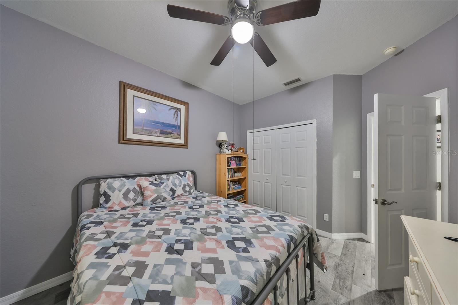 Image 19 of 46 For 11806 Holly Crest Lane