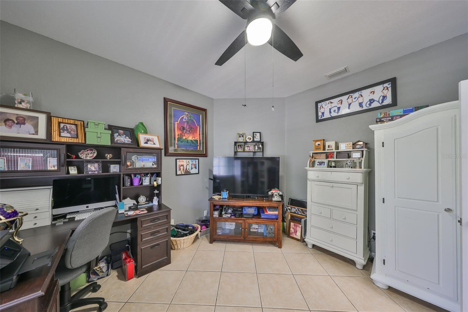 Image 25 of 46 For 11806 Holly Crest Lane