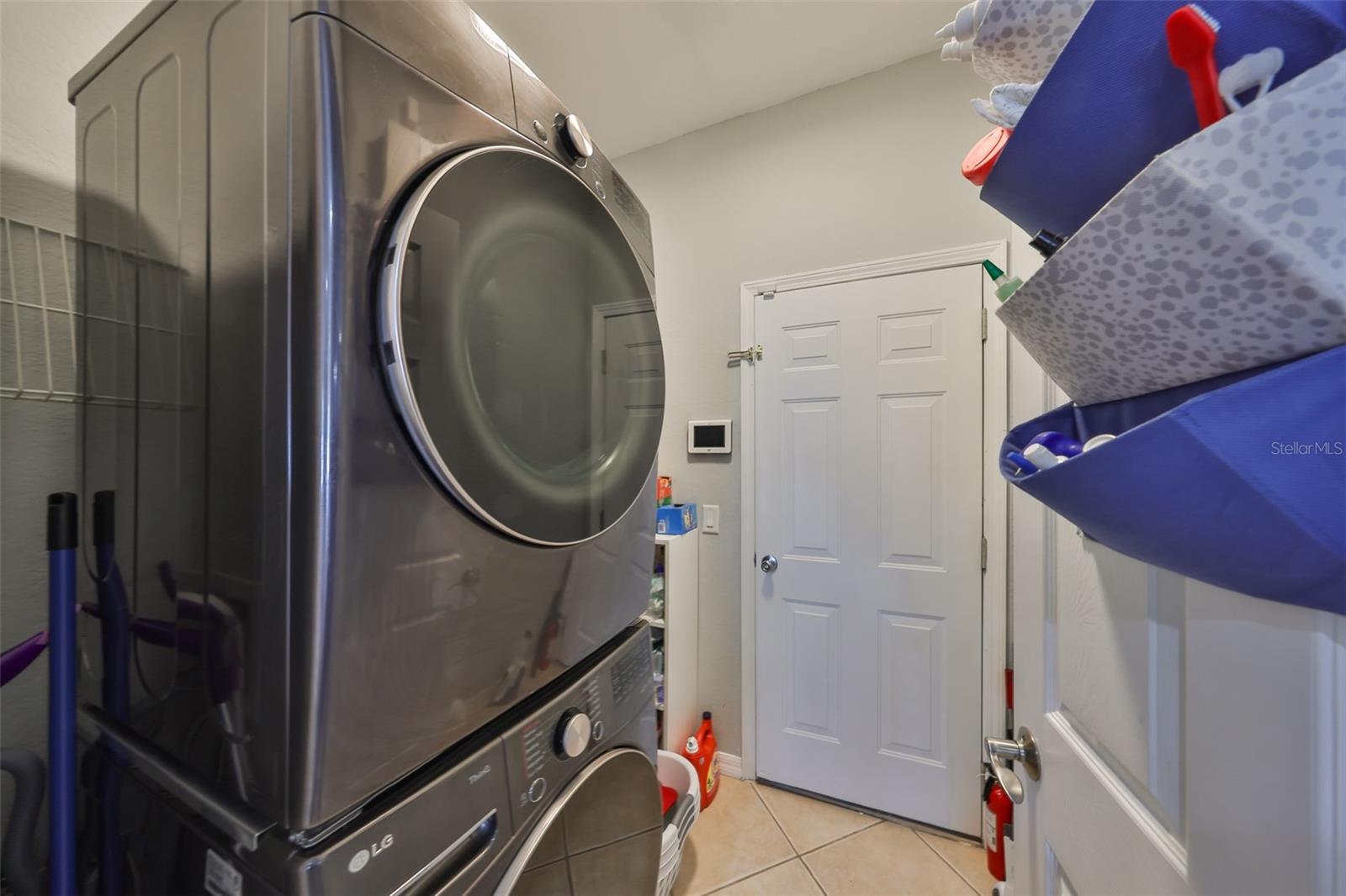 Image 33 of 46 For 11806 Holly Crest Lane