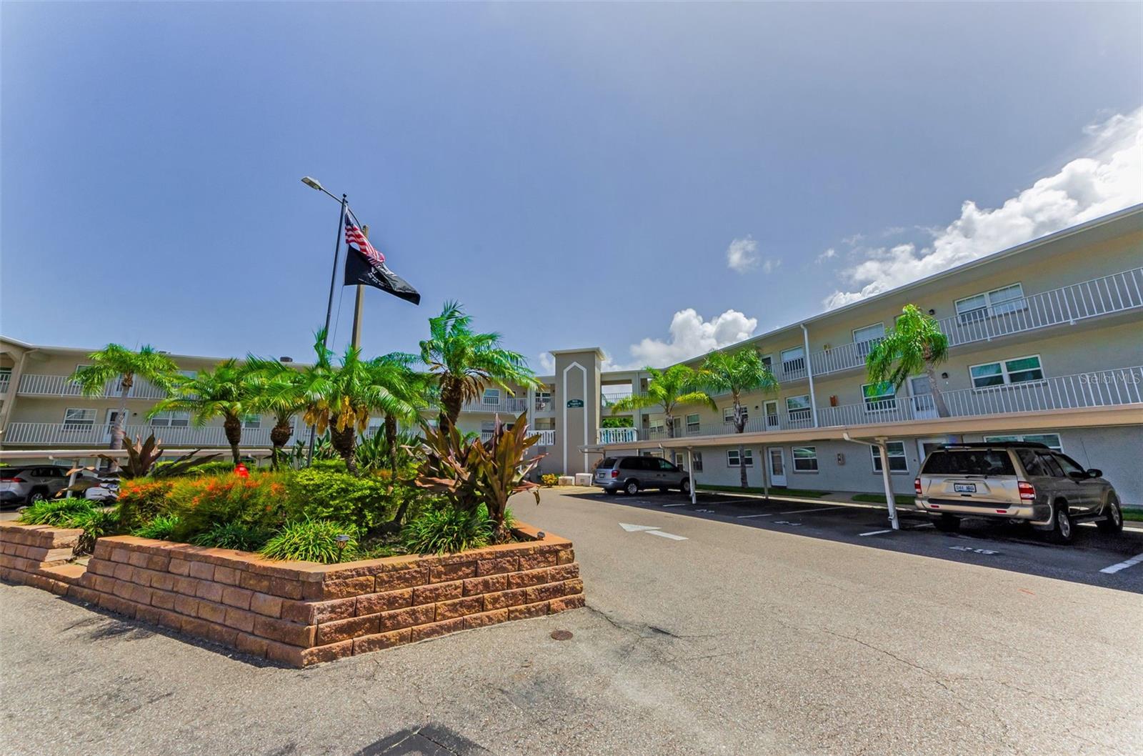 Details for 952 Virginia Street 303, DUNEDIN, FL 34698