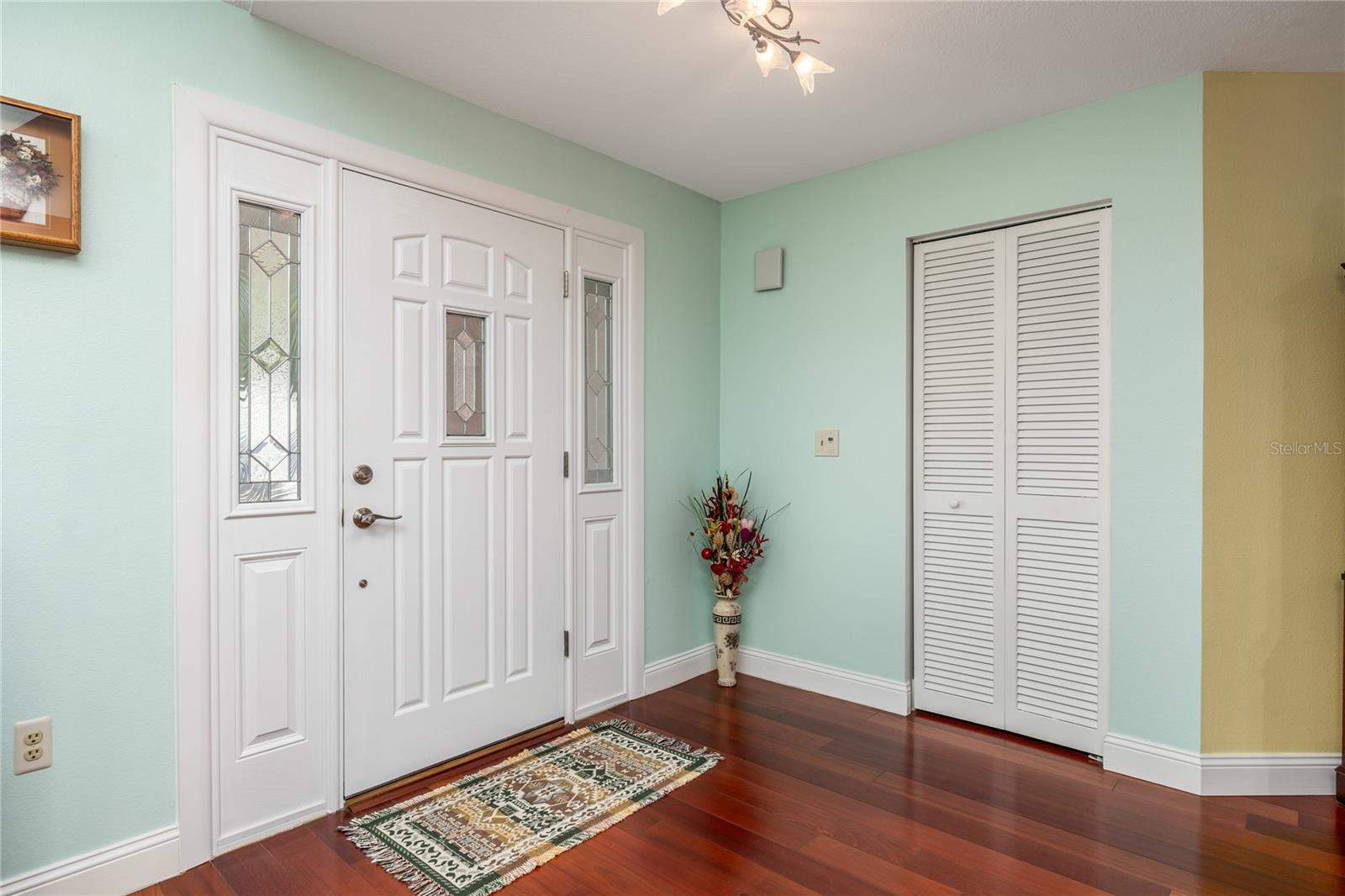 Image 3 of 25 For 460 Meravan Drive