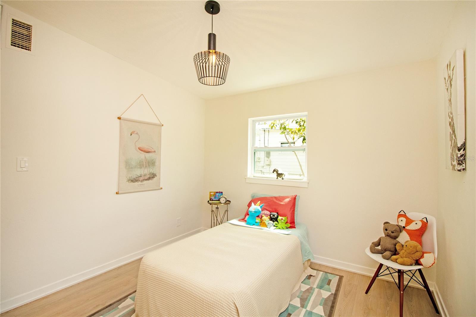 Image 22 of 27 For 4830 47th Avenue N