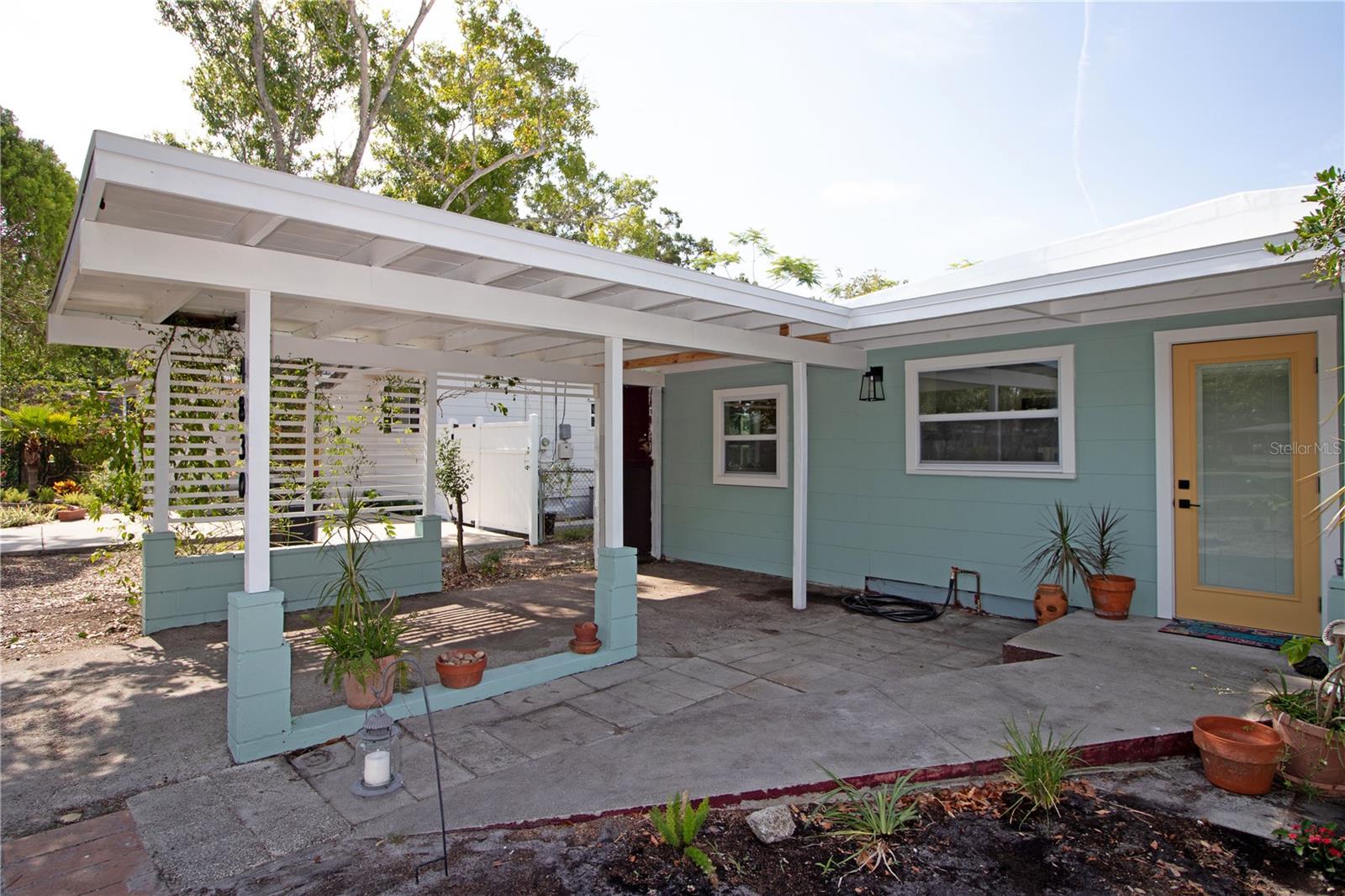 Image 3 of 27 For 4830 47th Avenue N