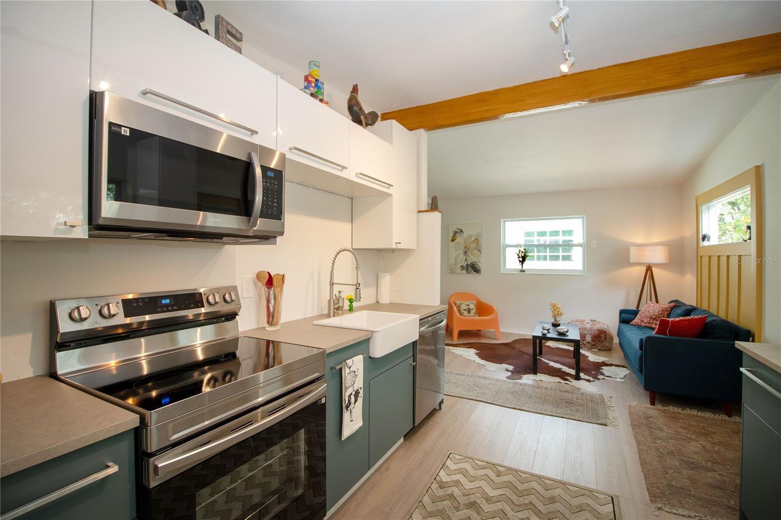 Image 9 of 27 For 4830 47th Avenue N
