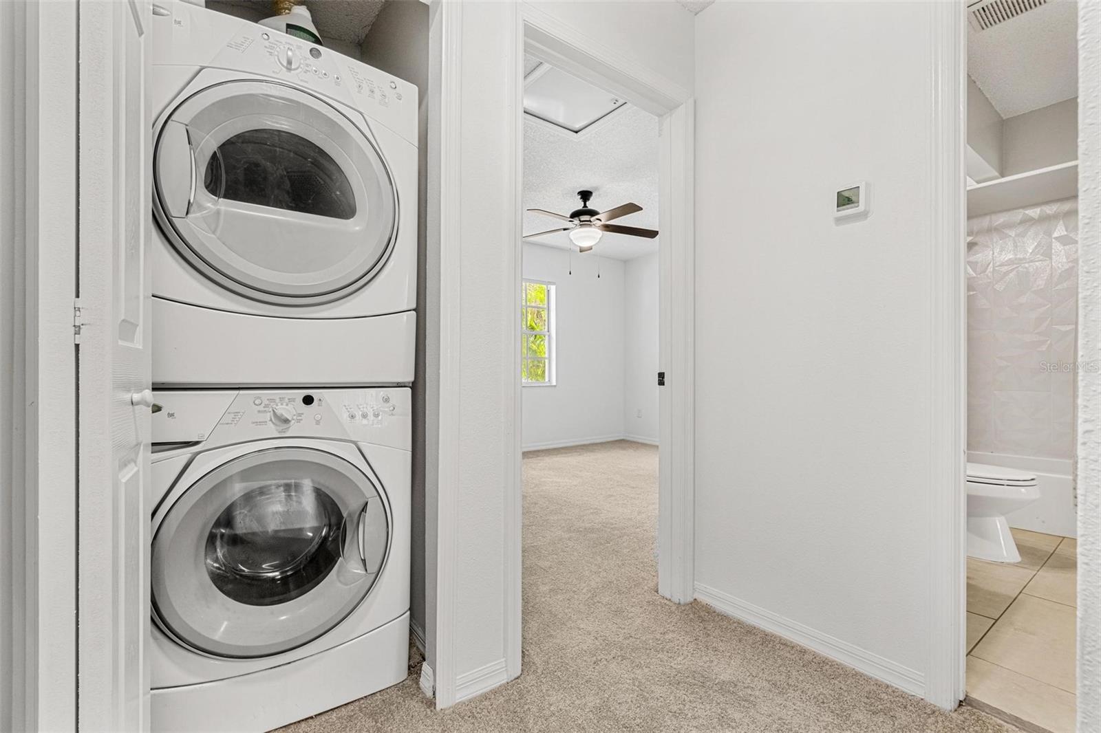 Listing photo id 10 for 409 Audubon Avenue 3