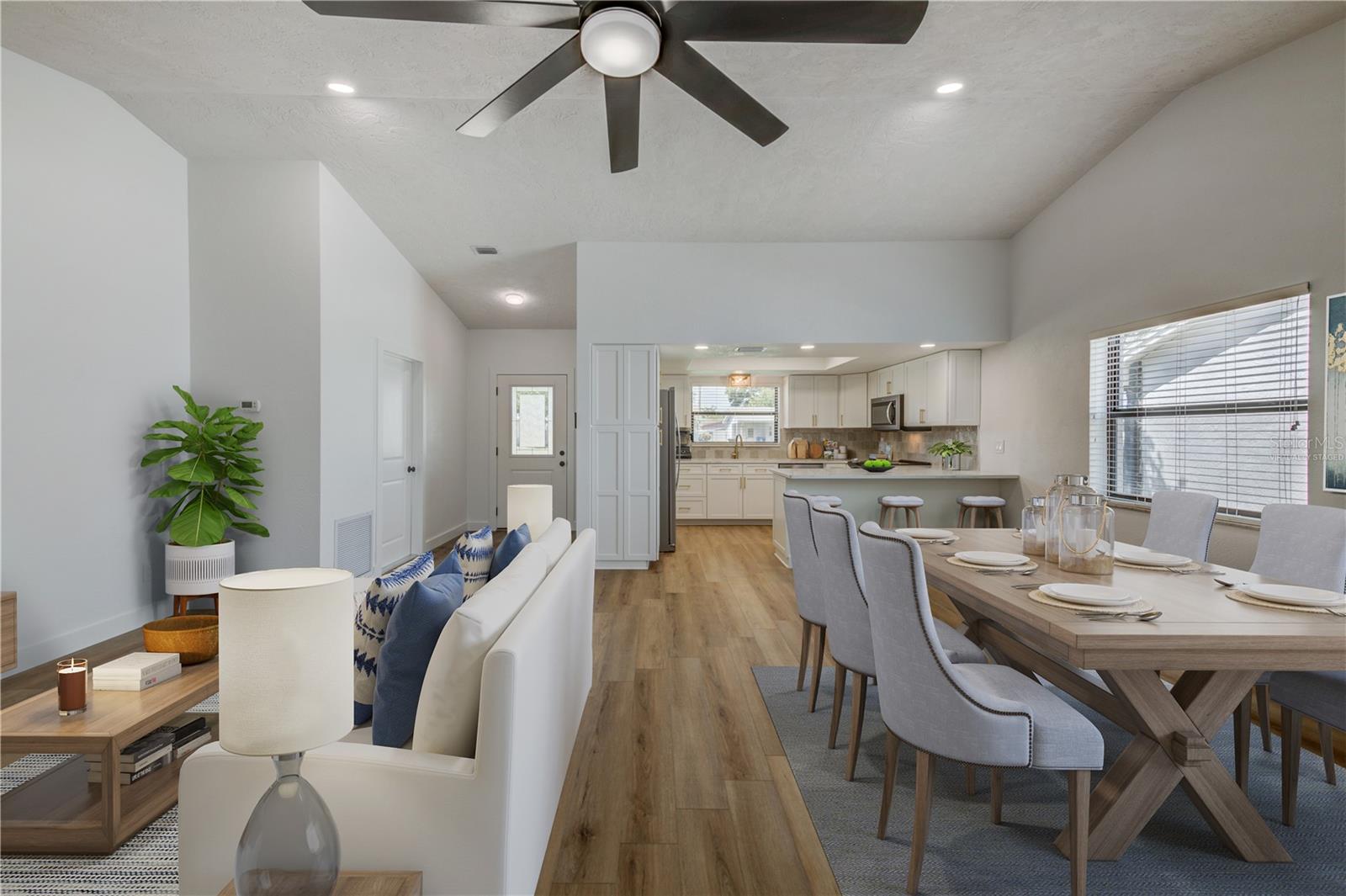 Listing photo id 8 for 5435 20th Avenue N