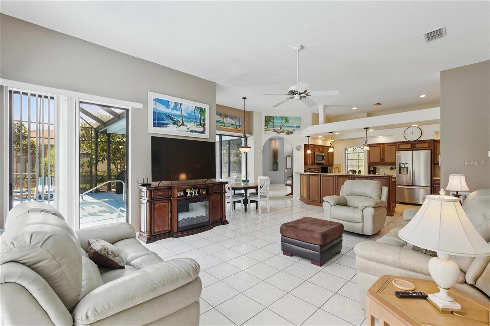 Image 22 of 43 For 3457 Foxhall Drive