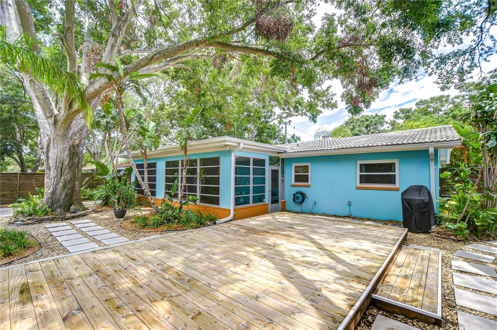 Image 21 of 79 For 2051 Indigo Drive
