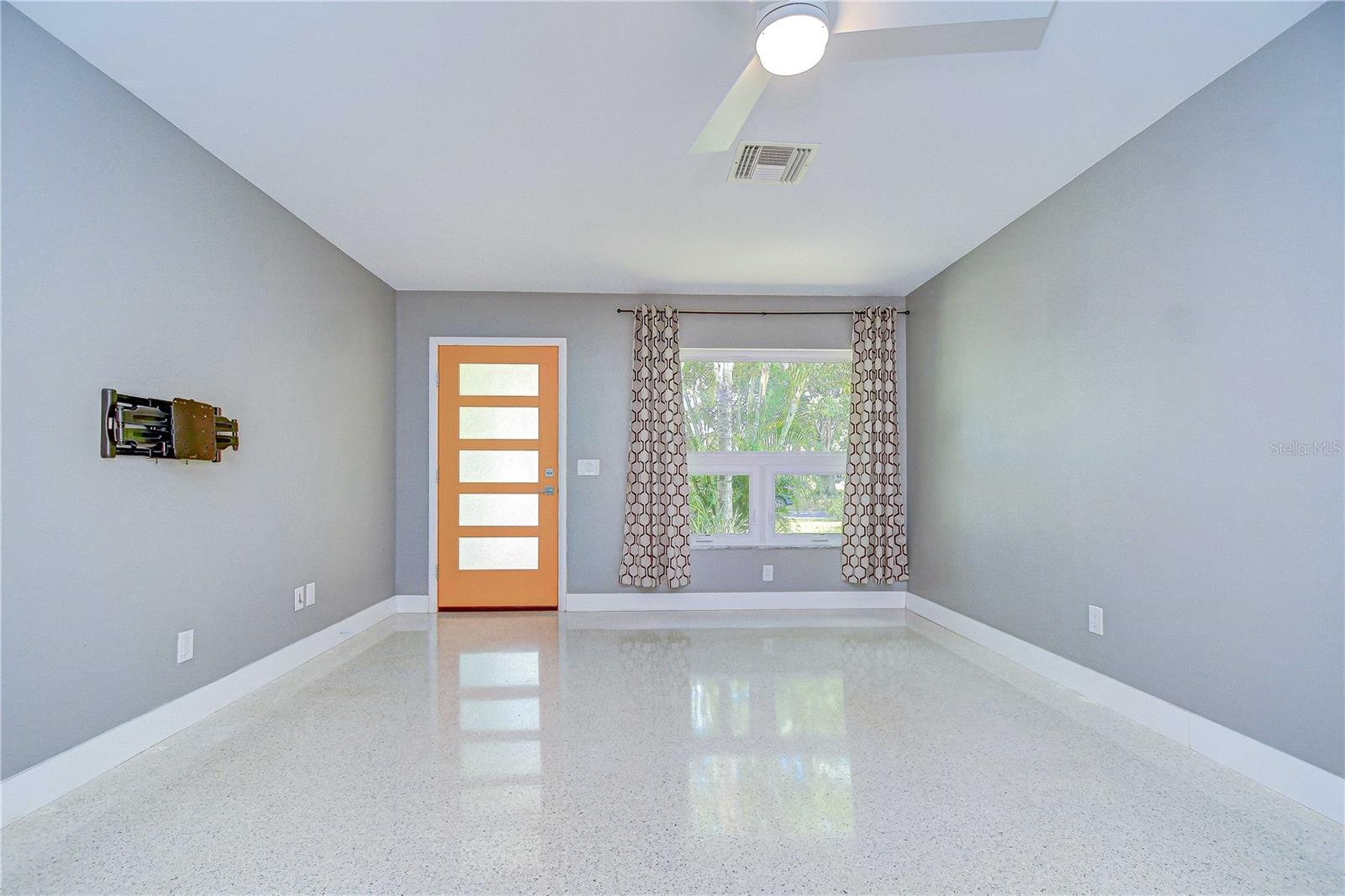 Image 41 of 79 For 2051 Indigo Drive