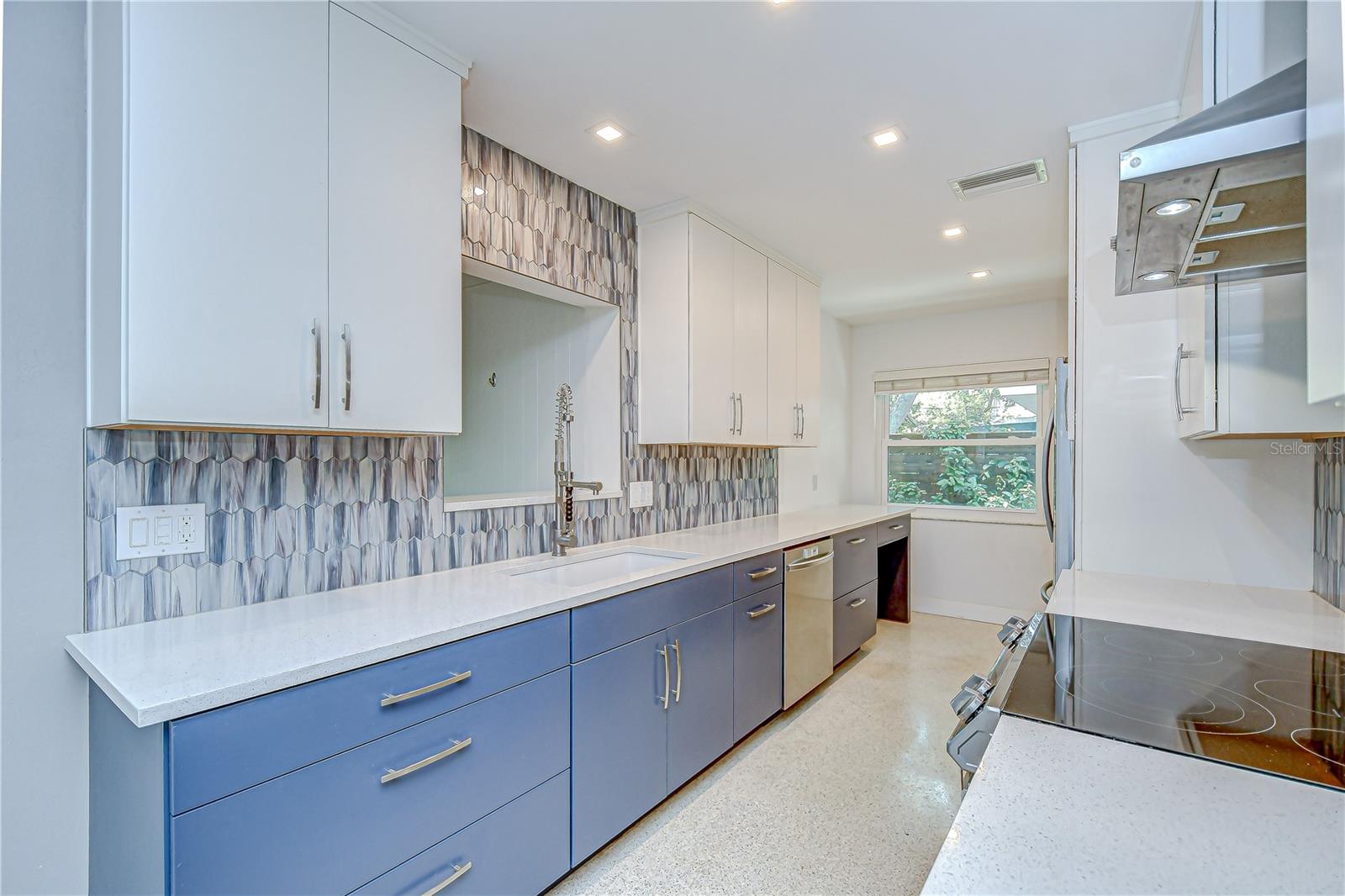 Image 48 of 79 For 2051 Indigo Drive