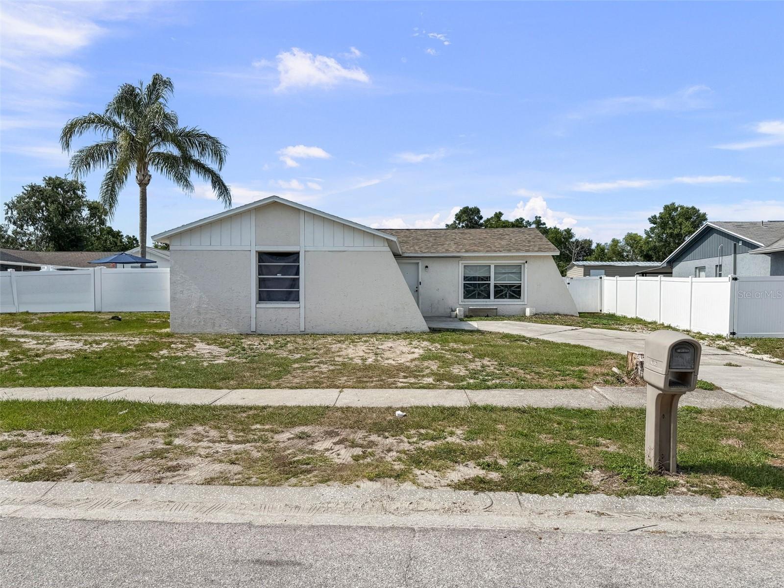 Image 2 of 24 For 1009 Sagamore Drive
