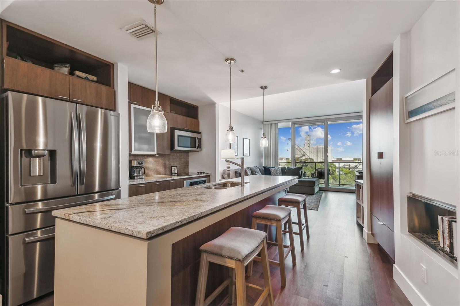 Image 8 of 17 For 912 Channelside Drive 2504