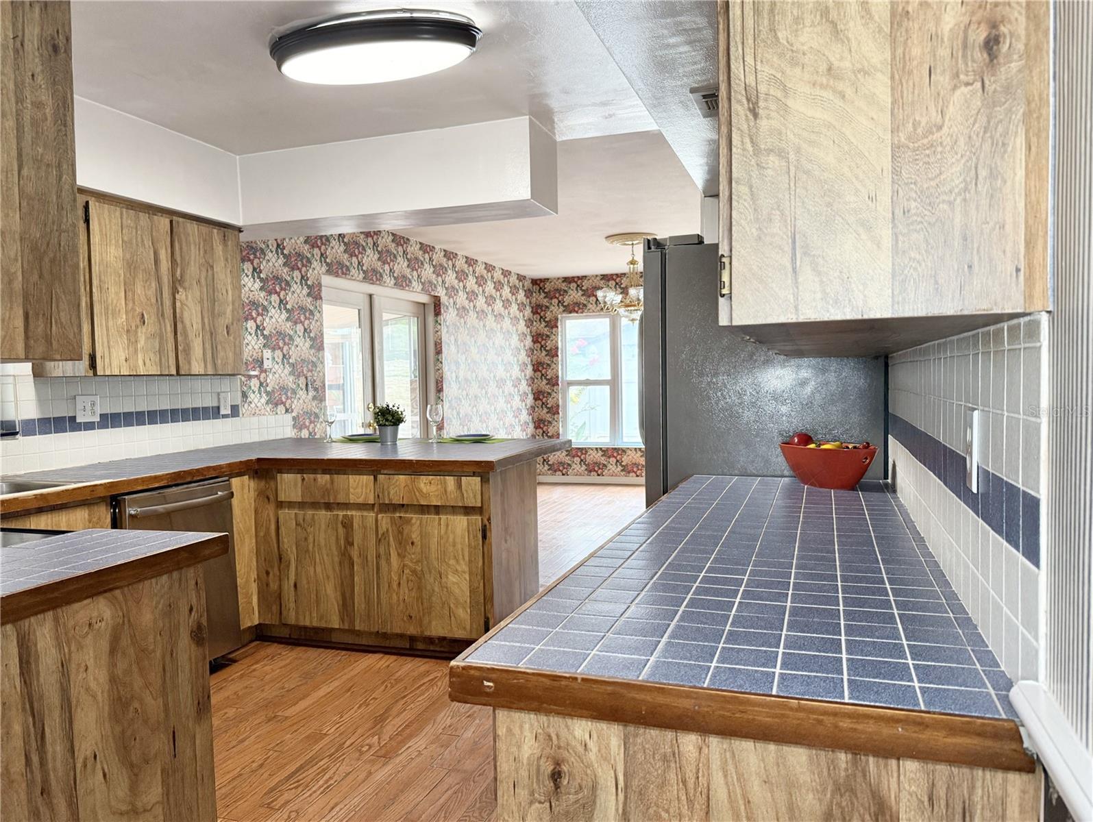 Image 10 of 41 For 2523 Krueger Lane