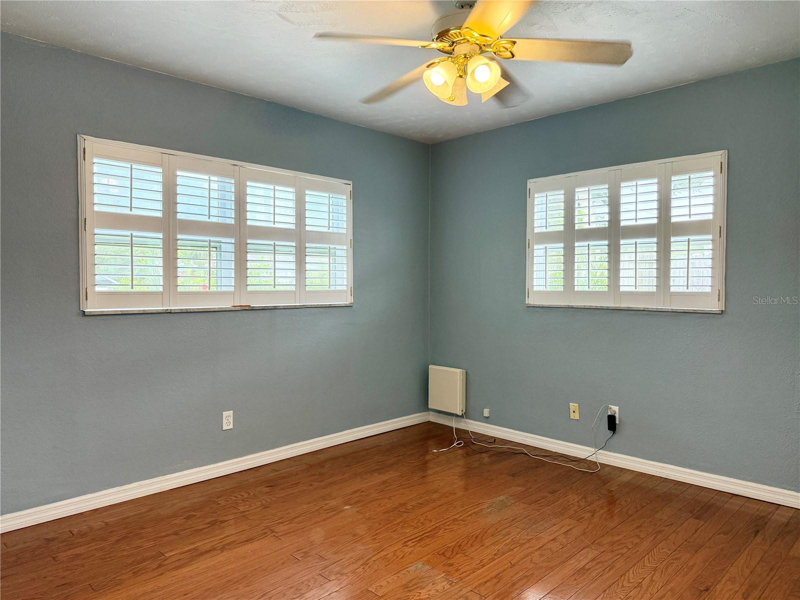 Image 23 of 41 For 2523 Krueger Lane
