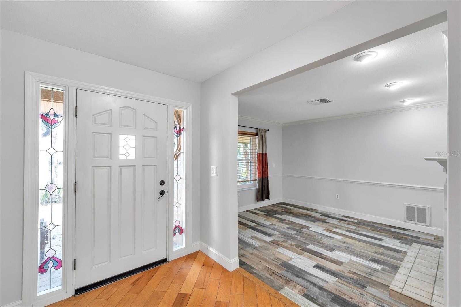 Listing photo id 24 for 1695 Cinnamon Lane