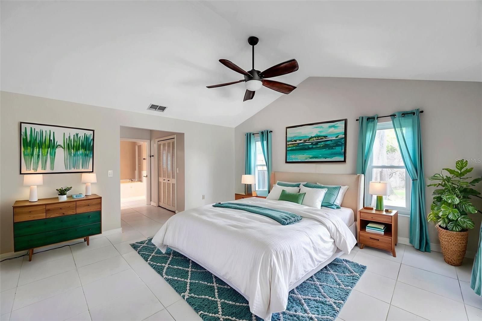 Listing photo id 50 for 1695 Cinnamon Lane
