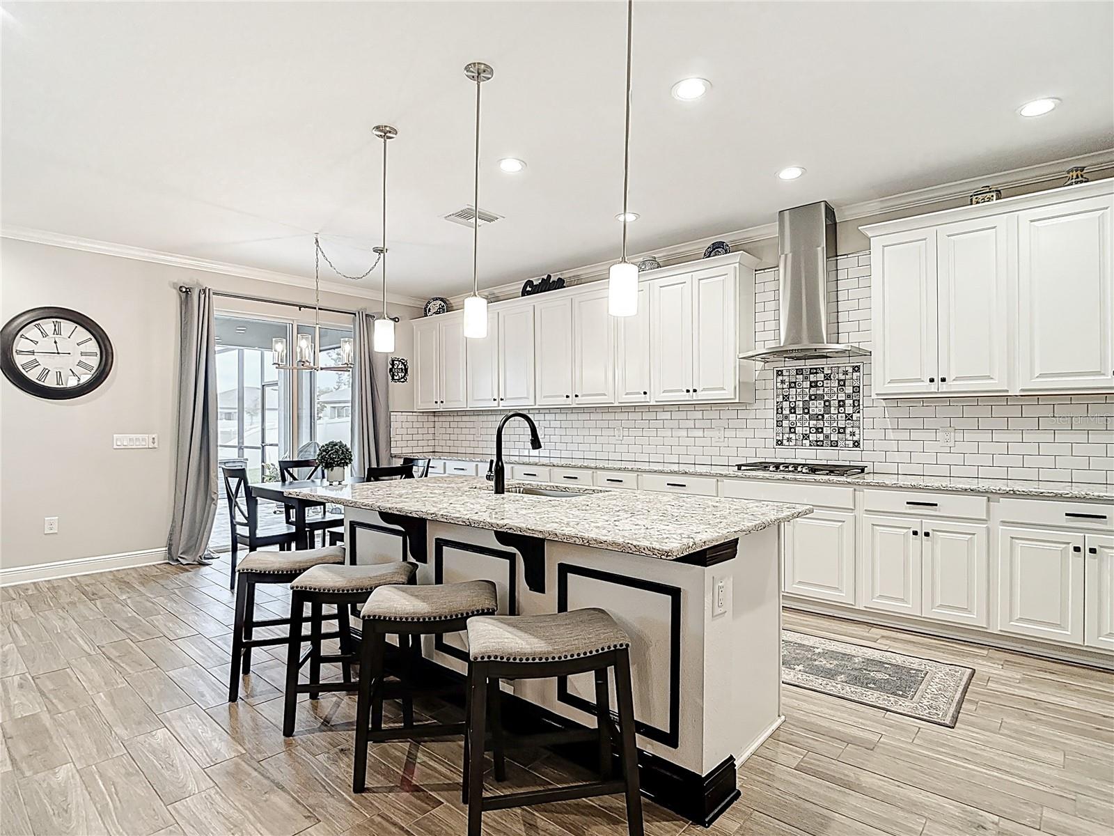 Image 10 of 93 For 18079 Romanesque Court