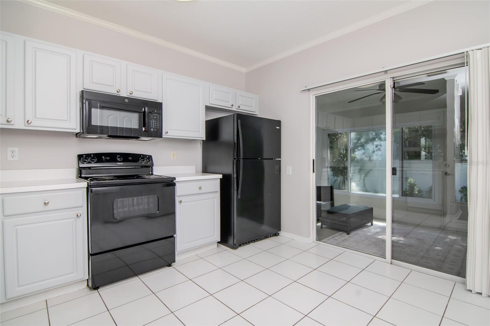 Image 9 of 29 For 2316 Lake Woodberry Circle