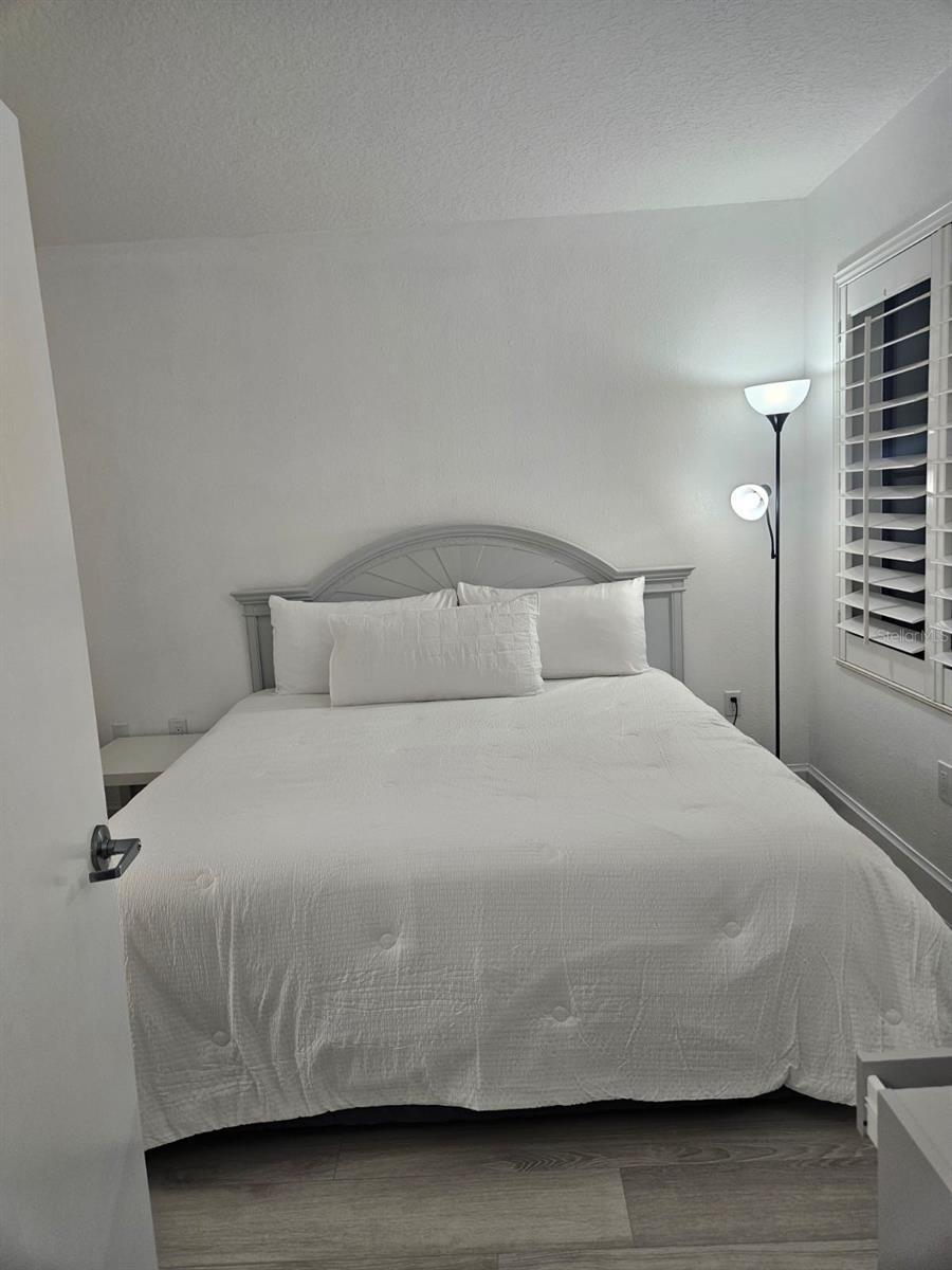 Image 10 of 49 For 7601 Canada Avenue 220