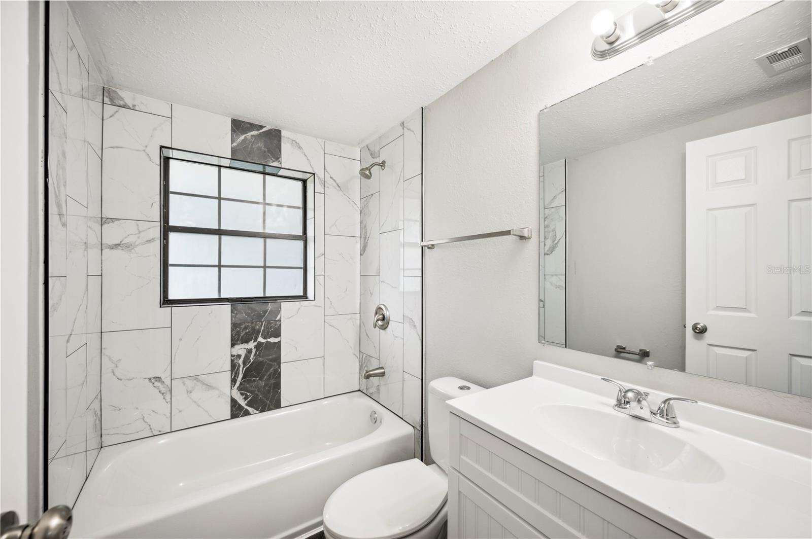 Image 14 of 25 For 1022 Baycrest Drive