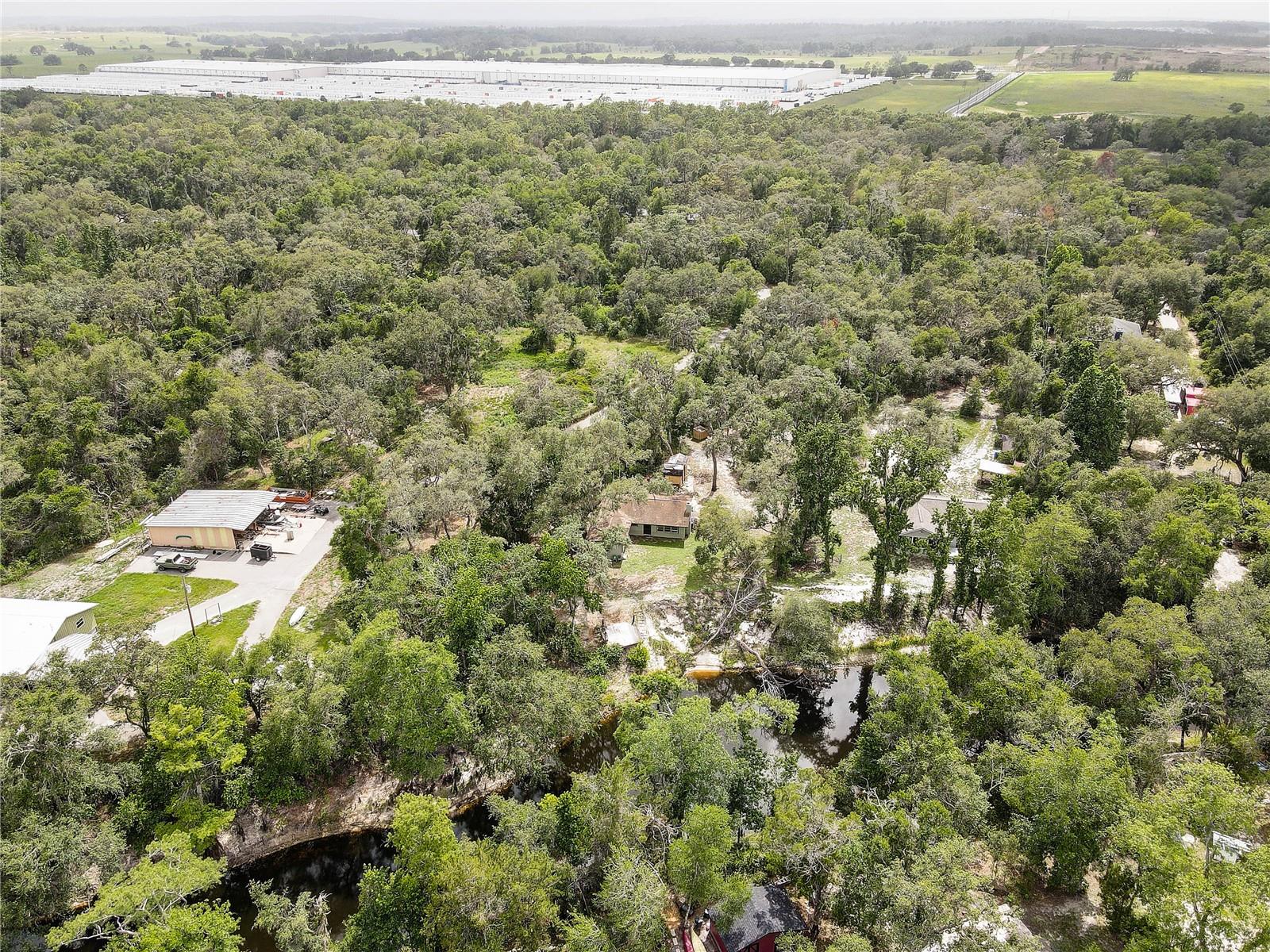 Listing photo id 56 for 5290 Cyril Drive