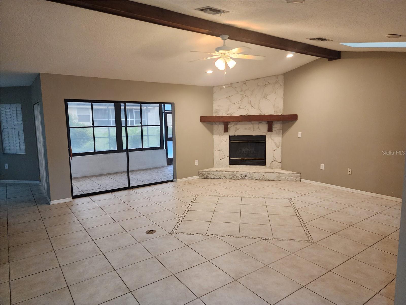 Image 14 of 19 For 5504 Carbine Court