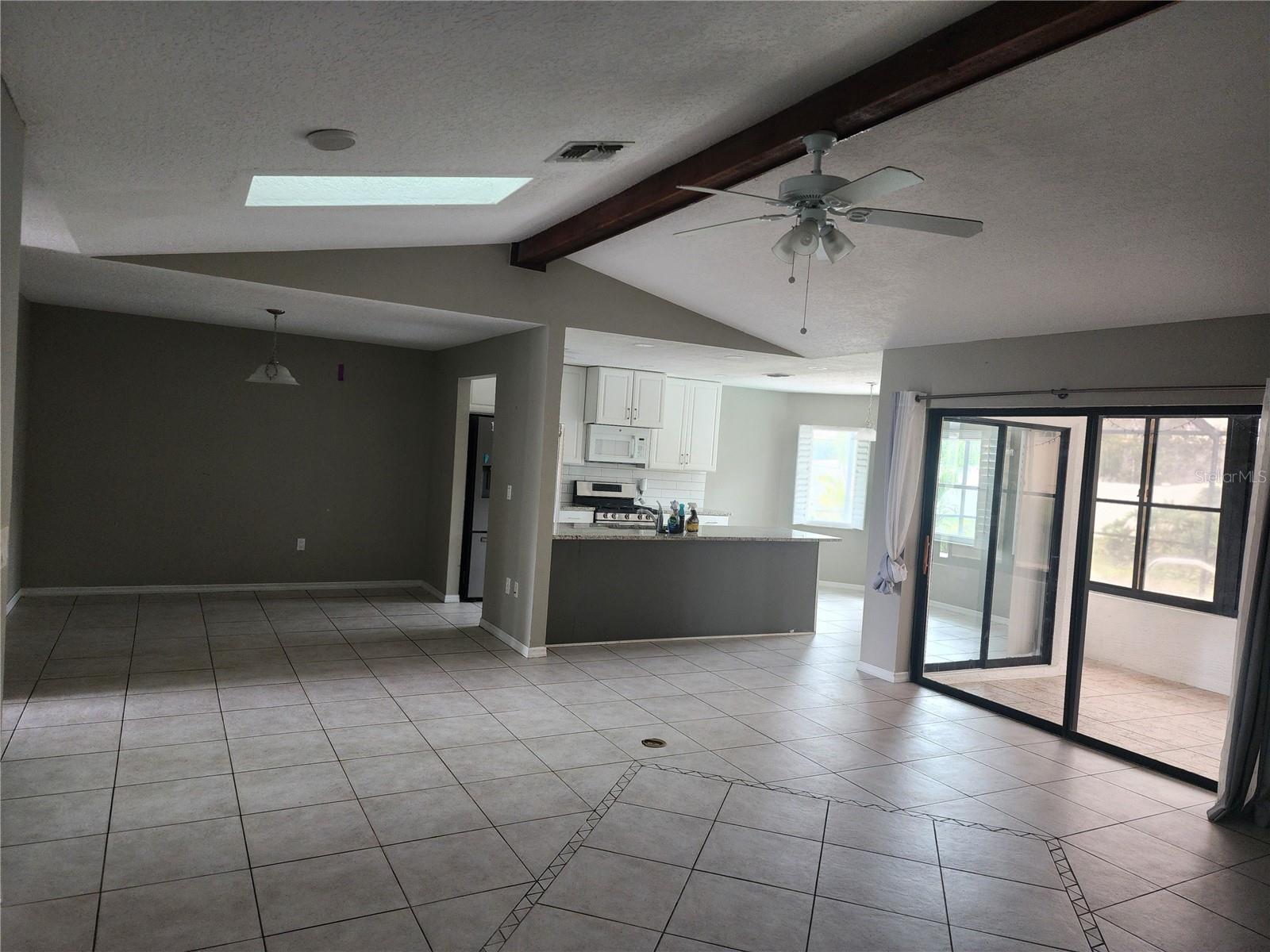 Image 6 of 19 For 5504 Carbine Court