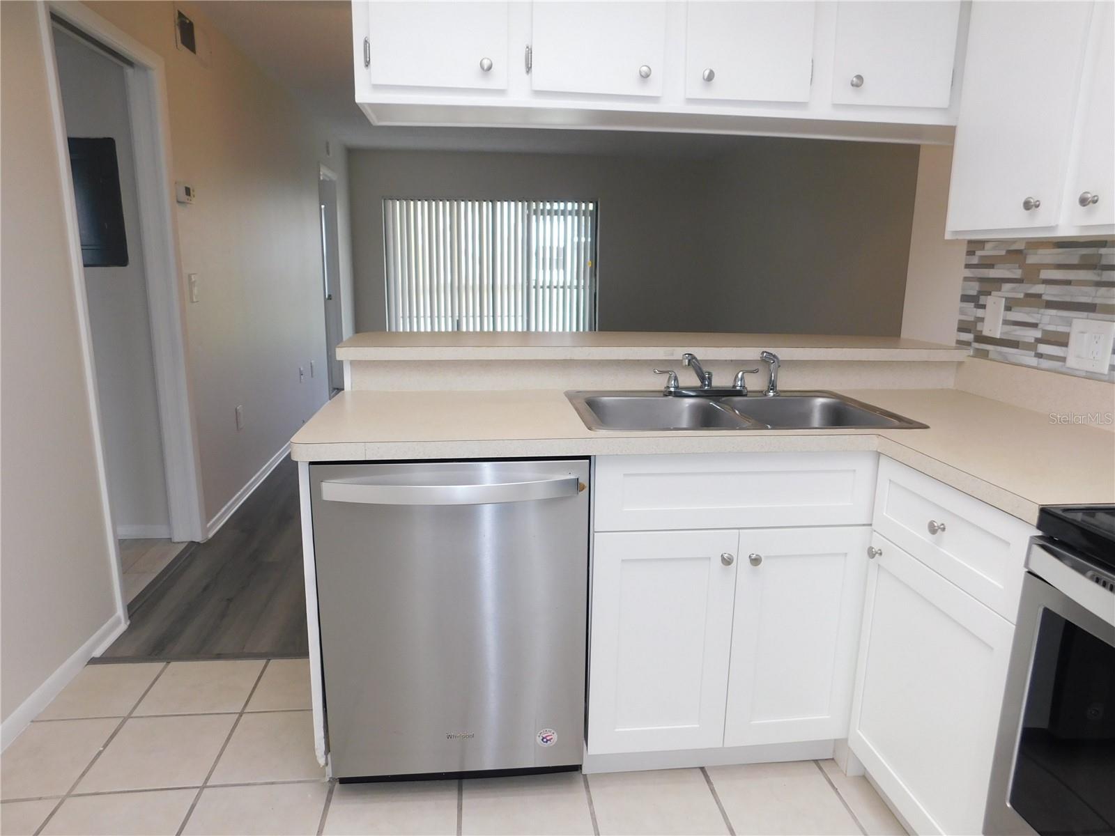 Image 11 of 26 For 209 Meadow Lane 209