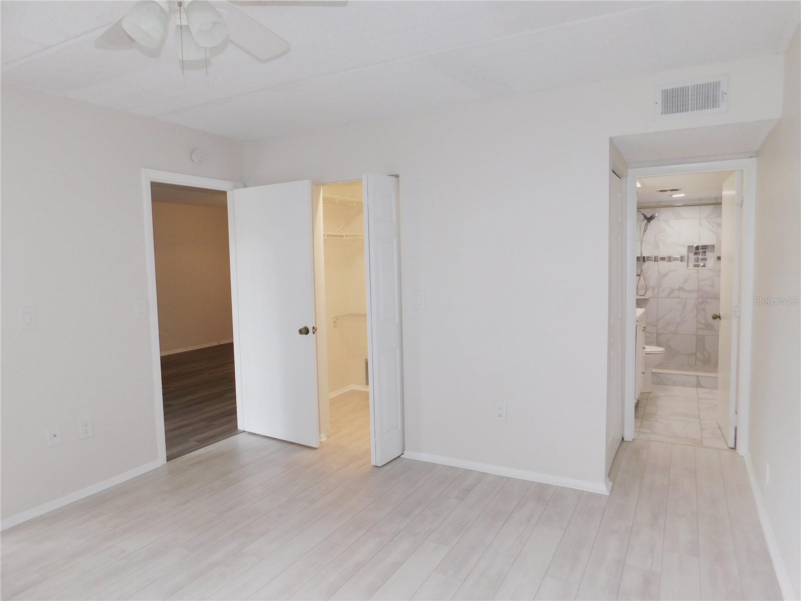 Image 17 of 26 For 209 Meadow Lane 209