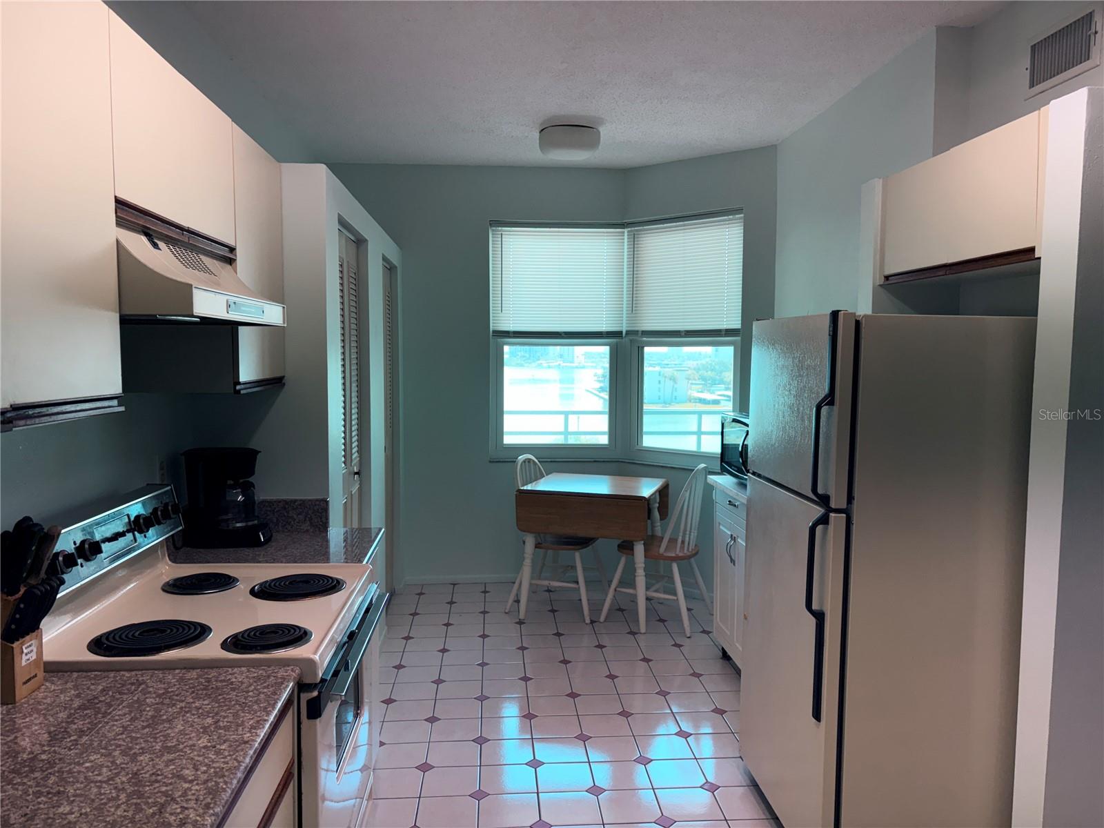 Image 6 of 51 For 7984 Sailboat Key Boulevard S 505