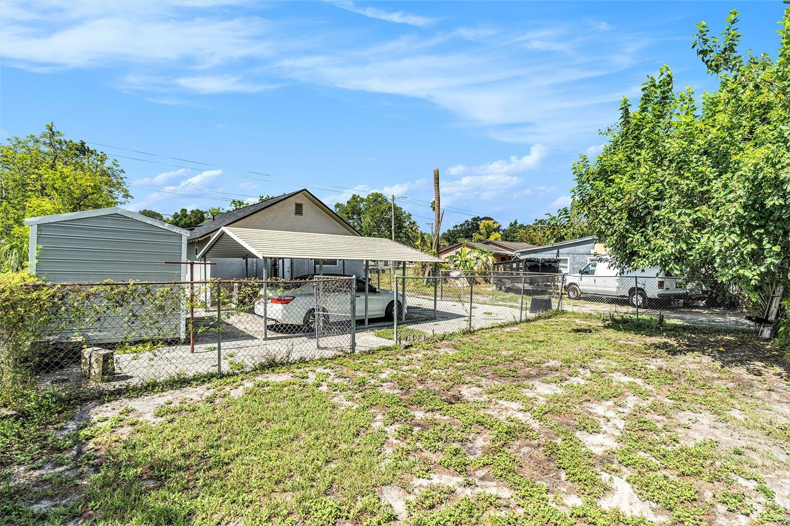 Listing photo id 24 for 3008 Wilder Avenue