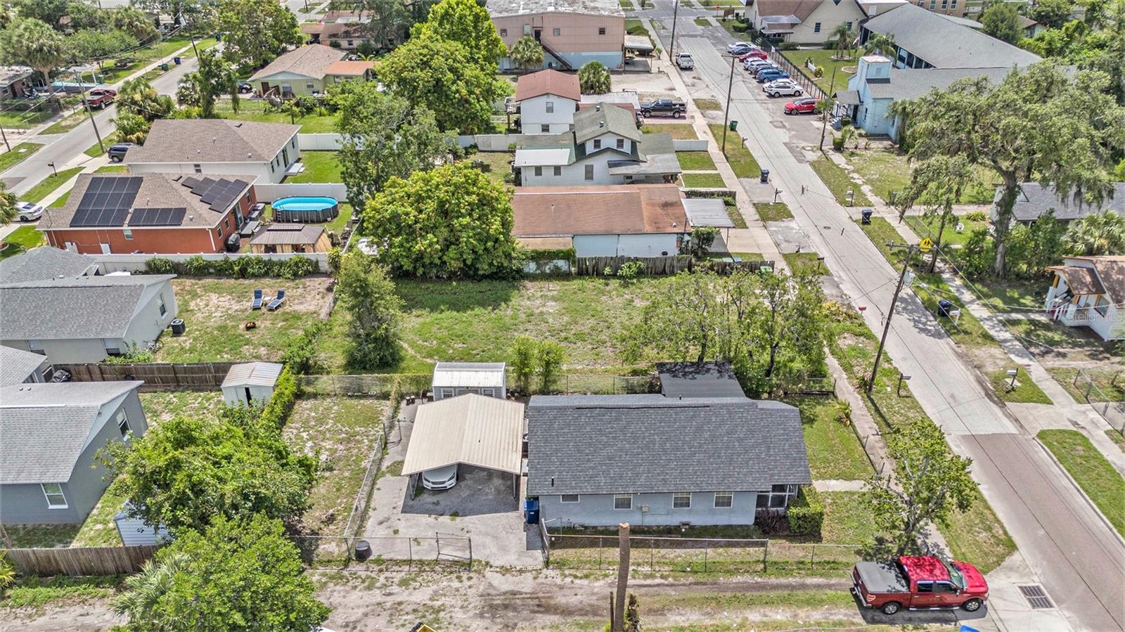 Listing photo id 28 for 3008 Wilder Avenue