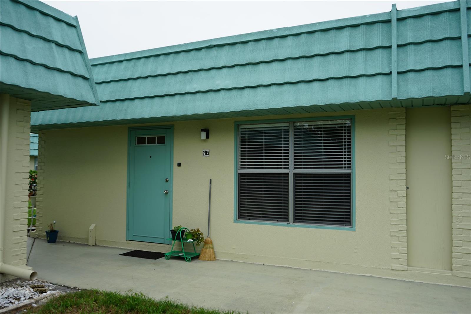 Details for 101 Cambridge Trail 205, SUN CITY CENTER, FL 33573