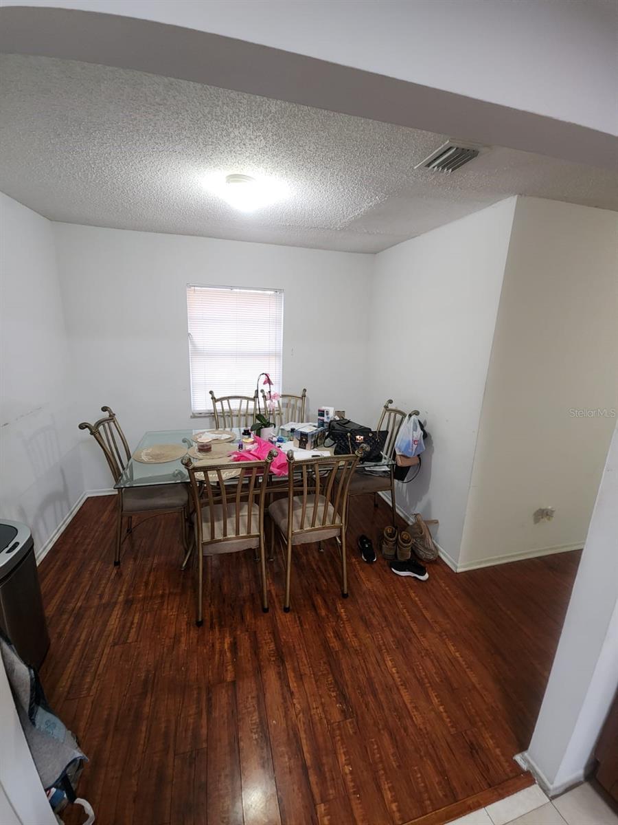 Image 3 of 7 For 7210 Manhattan Avenue 723