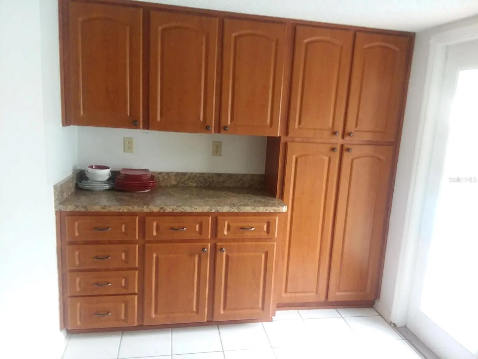 Image 4 of 4 For 4439 Summerlake Drive