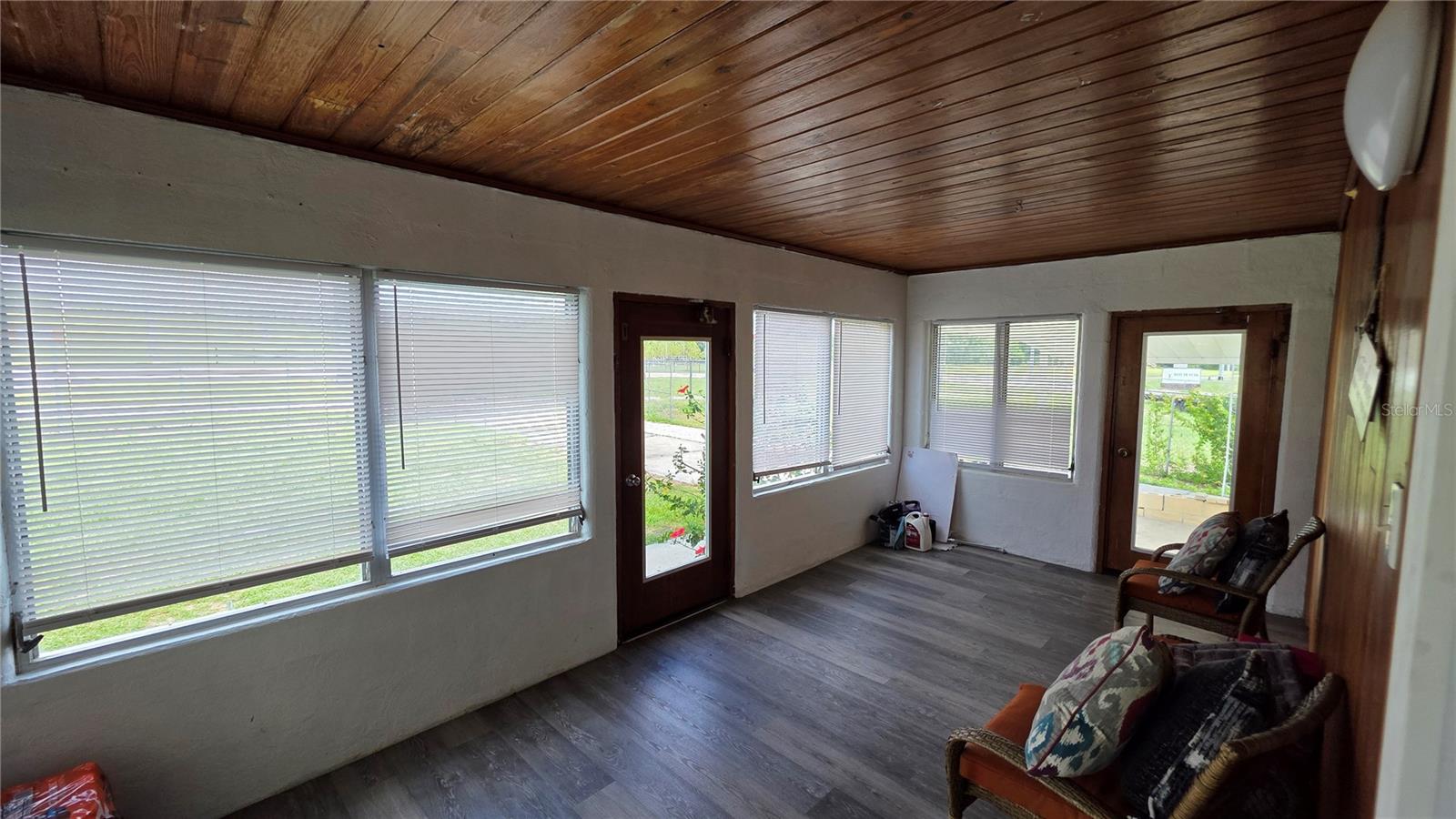 Image 3 of 43 For 13330 Fort King Road