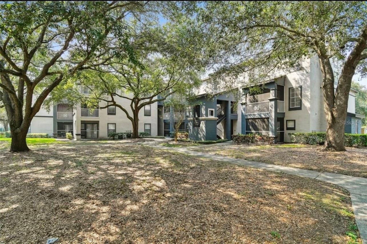 Image 18 of 29 For 8517 Island Breeze Lane 207