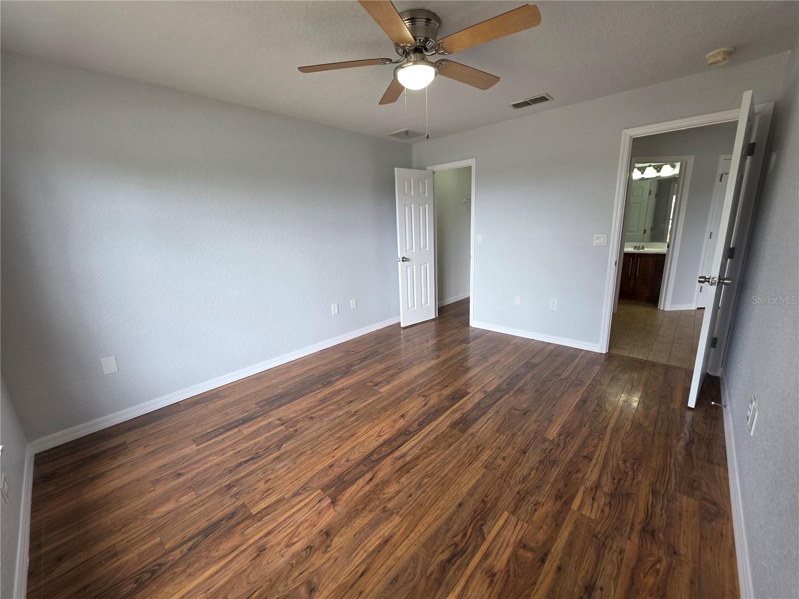Image 41 of 51 For 13551 Banner Road
