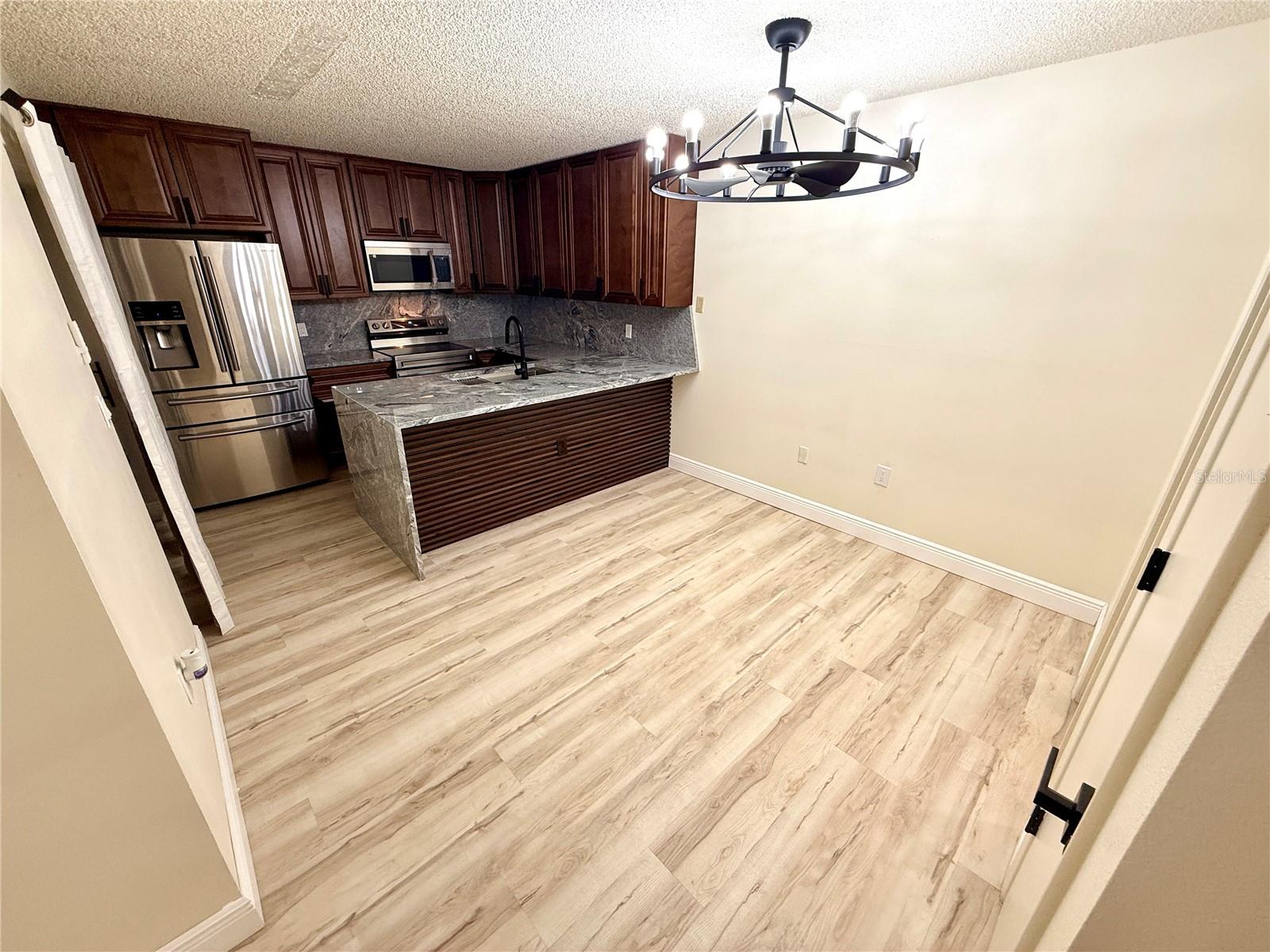 Image 14 of 60 For 2765 5th Ct  