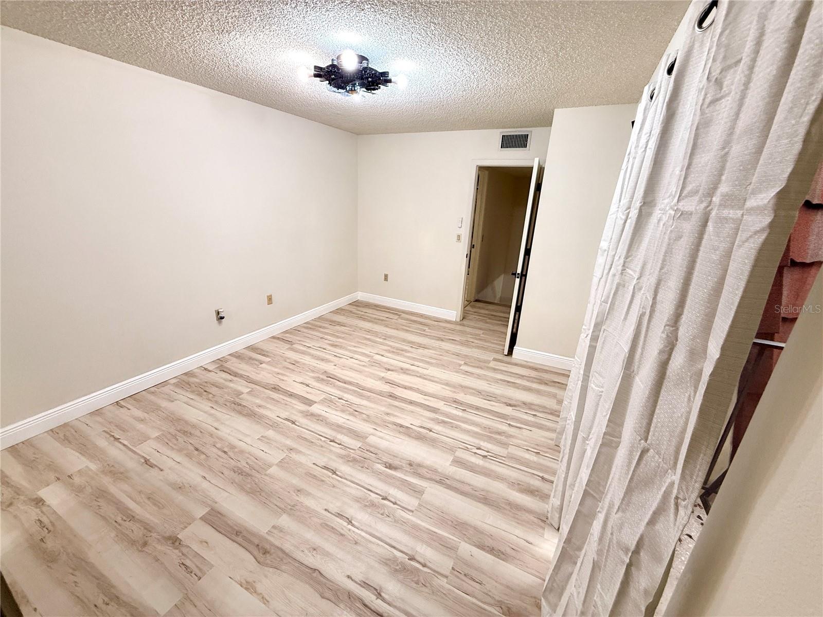 Image 37 of 60 For 2765 5th Ct  