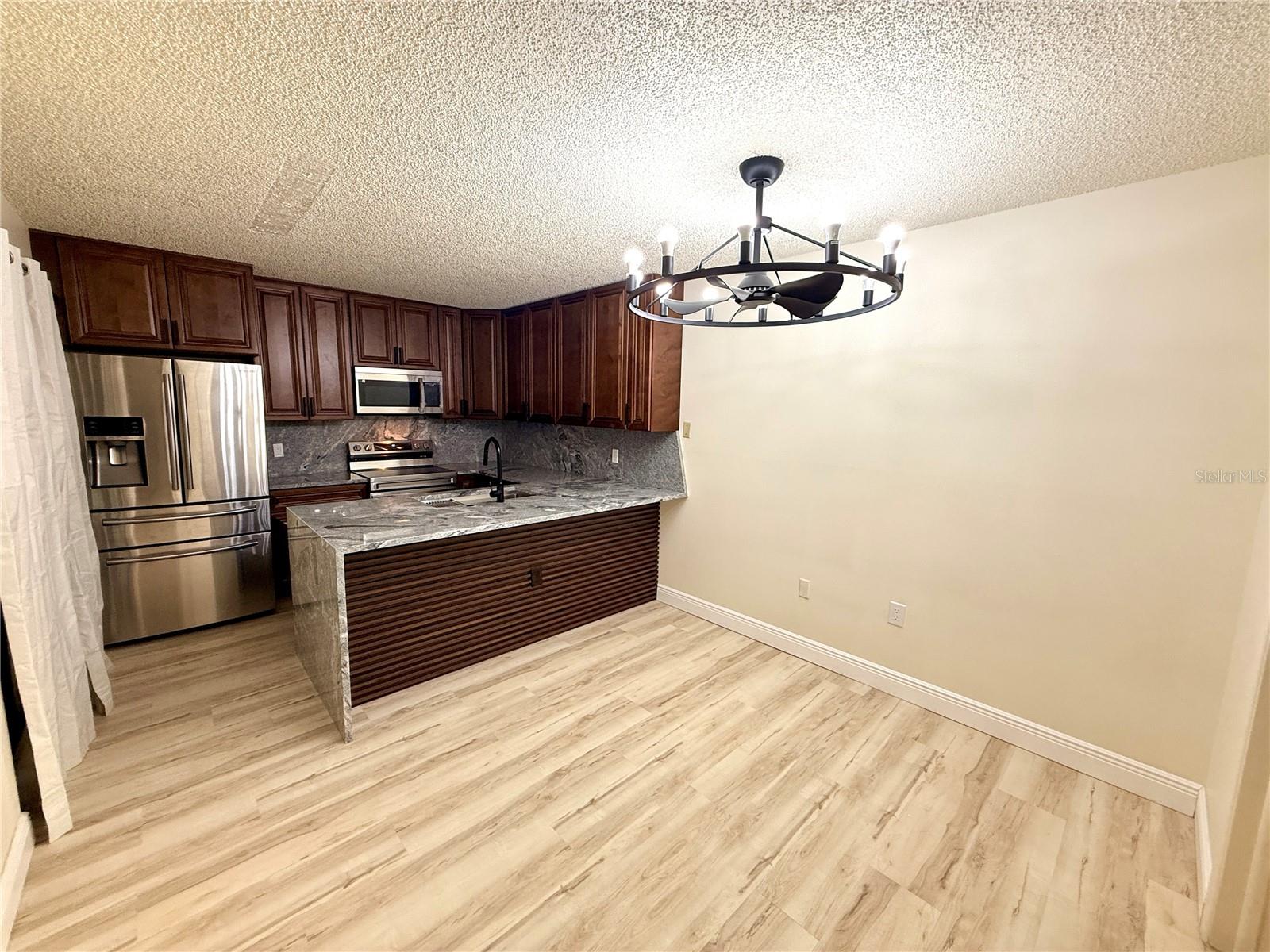 Image 6 of 60 For 2765 5th Ct  