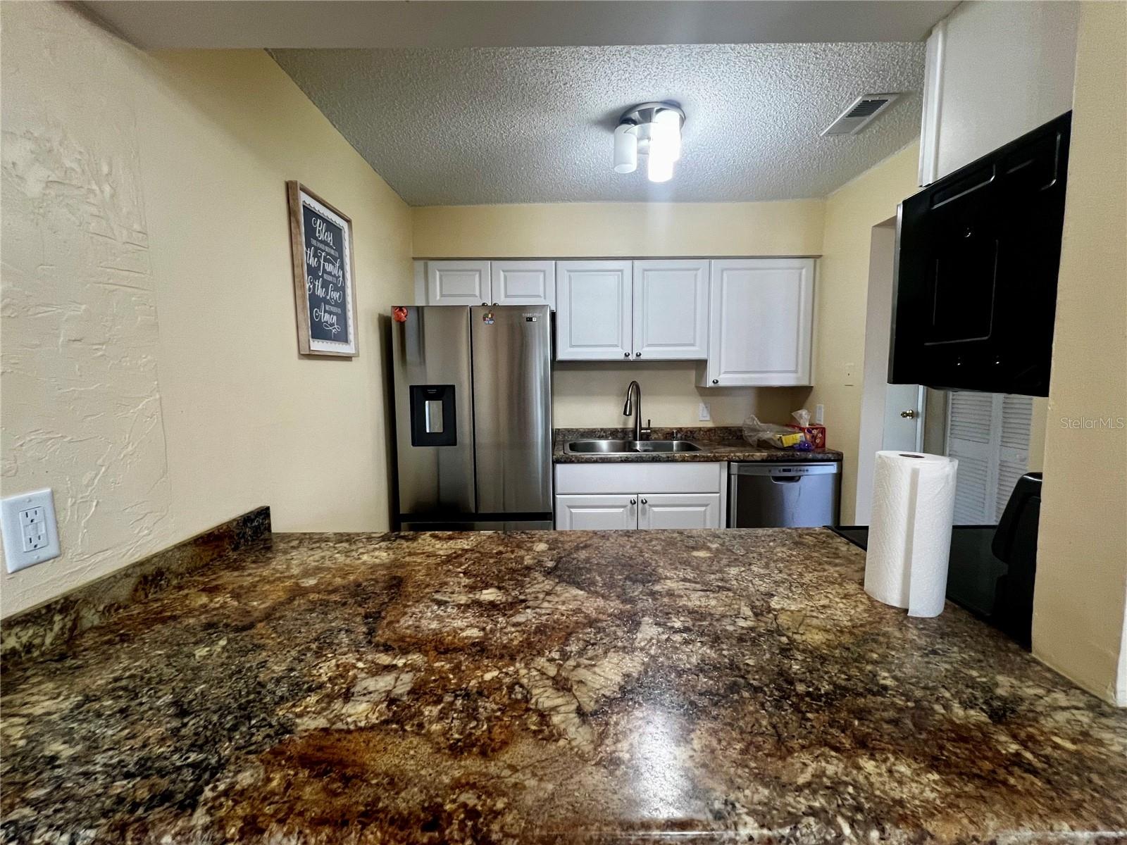Image 13 of 35 For 4215 Bay Drive 1707c